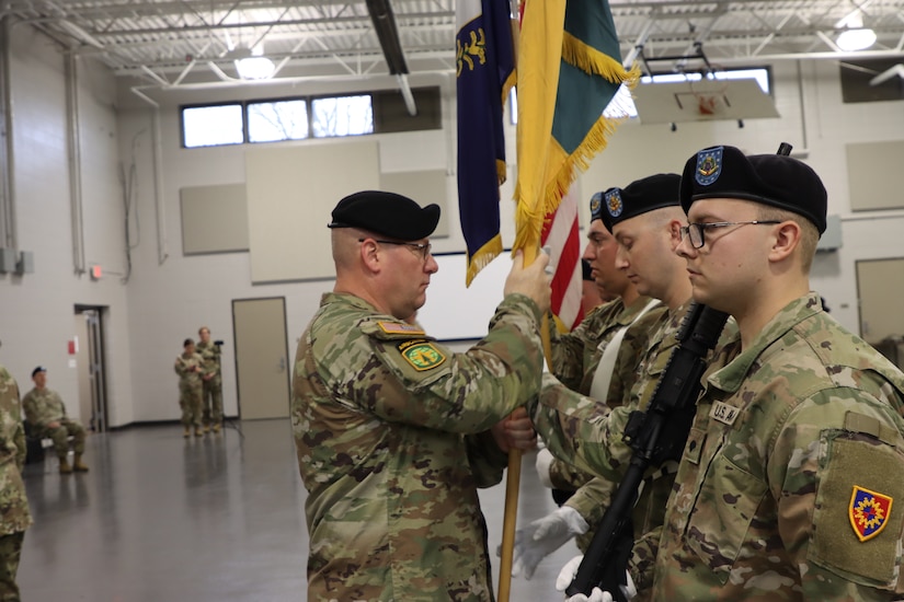 Col. J.B. Richmond relinquished command of the 149th Maneuver Enhancement Brigade to incoming Commander, Col. Brandye Williams during a ceremony held on December 2, 2023 at the Richmond, Ky. armory. (U.S. Army National Guard photo by Sgt. Joy Himmelsbach)