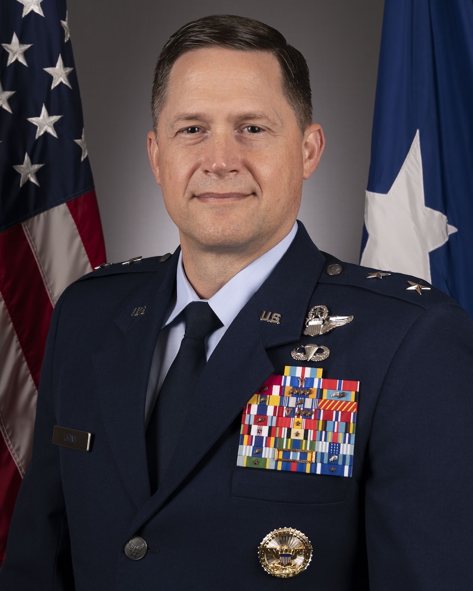 MG Lyons