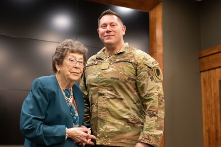 Maj. Vern Meissner, the commander of the Illinois Army National Guard’s headquarters company for Joint Force Headquarters – Illinois, received his rank by his mother, Viva Meissner, during a promotion ceremony at the Illinois Military Academy on Camp Lincoln in Springfield Jan. 6.
