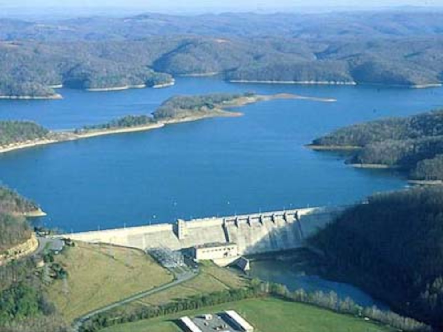 Dale Hollow Lake photo, lake with dam