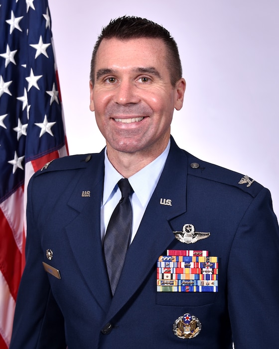 Col. Richard Hunt Official Photograph