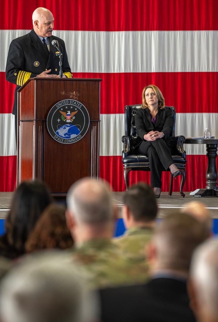 USSPACECOM welcomes Whiting as third commander