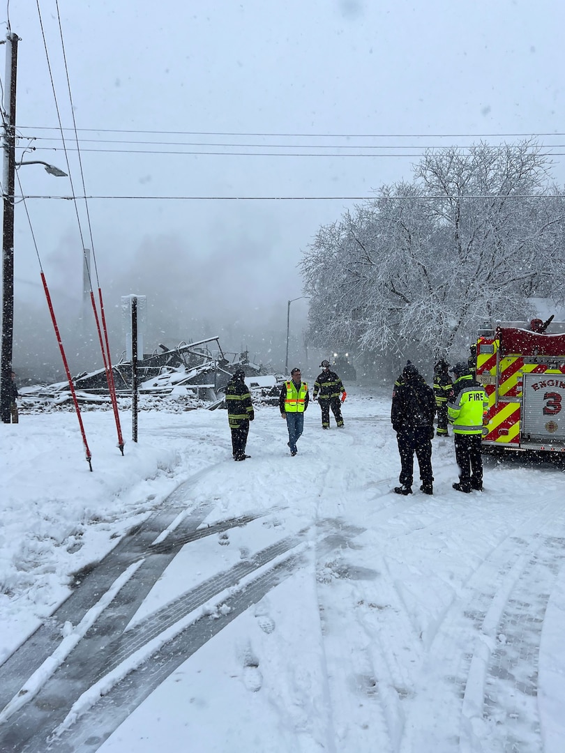 The Wisconsin National Guard’s 54th Civil Support Team provided specialized assistance to local first responders in Beloit, Wis., Jan. 12 by monitoring the air at the site of a fire at a tire recycling facility. Wisconsin National Guard photo