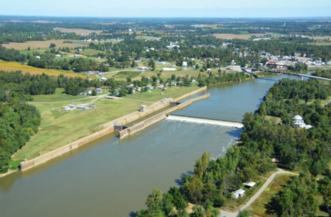 Aerial view of Green River Lock and Dam 2 in Calhoun, Kentucky.