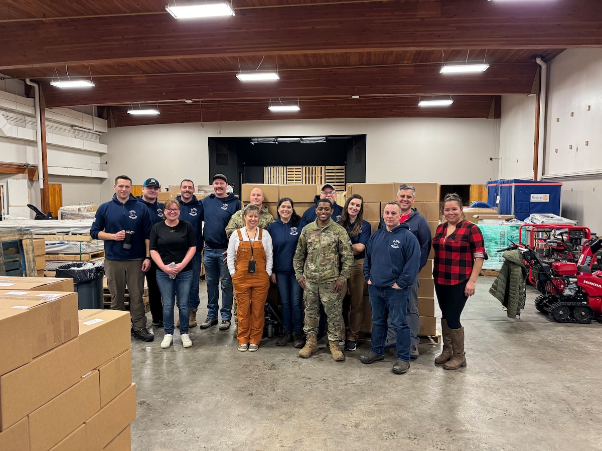 A group of volunteers from the 168th Wing helped Tanana Chiefs Conference to distribute 300 shelf-stable food boxes to 200 elders in 11 Interior Alaska Villages, Jan 17, 2023. TCC works with various community organizations monthly to distribute meals throughout Interior Alaska Villages. (Courtesy Photo)