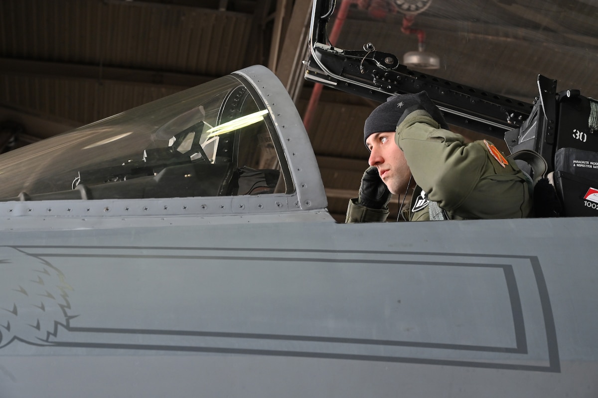 End of an Era: 173rd FW trains the last F-15 Eagle Instructor