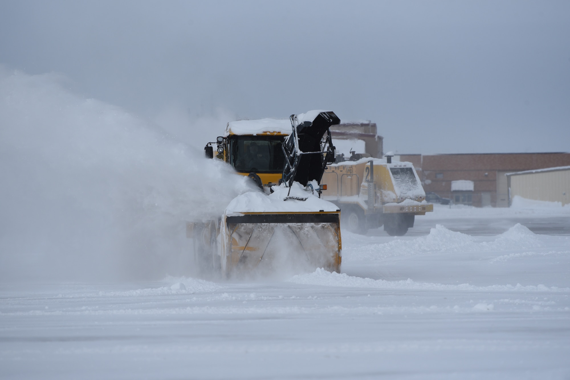 Flight line snow clearing