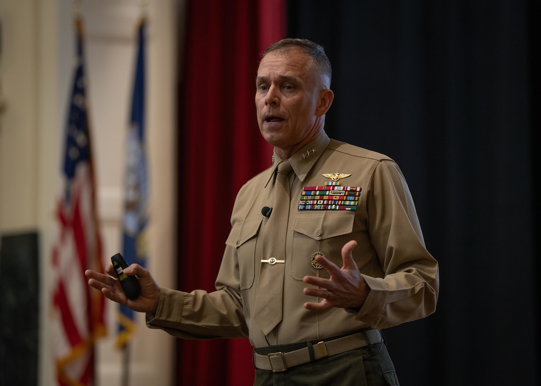 NEWPORT, R.I. – Lt. Gen. Matthew G. Glavy, Deputy Commandant for Information (DC I), U.S. Marine Corps (USMC) Forces, U.S. Strategic Command (USSTRATCOM), delivers a Lecture of Opportunity at the U.S. Naval War College (NWC) on board Naval Station Newport, Rhode Island January 23, 2024. During his visit, Lt. Gen. Glavy met with NWC President Rear Adm. Pete Garvin before giving his lecture on “The Information Warfighting Function” to NWC students, faculty, and staff. In his current role Lt. Gen. Glavy serves as the USMC liaison to Commander, USSTRATCOM, representing USMC capabilities and interests while advising on the proper support and employment of Marine forces. Established in 1884, NWC informs today’s decision-makers and educates tomorrow’s leaders by providing educational experiences and learning opportunities that develop their ability to anticipate and prepare strategically for the future, strengthen the foundations of peace, and create a decisive warfighting advantage. (U.S. Navy photo by Brett Dodge/Released)