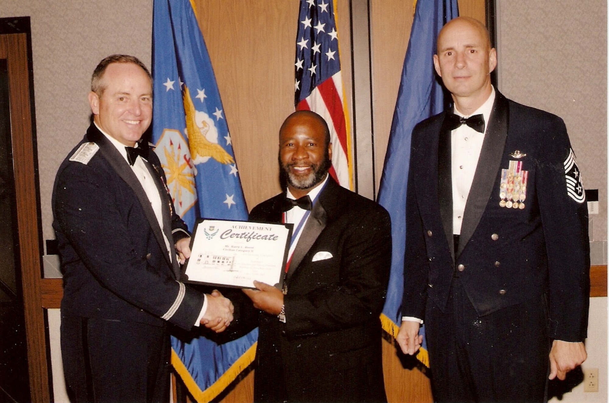 photo of active-duty service members