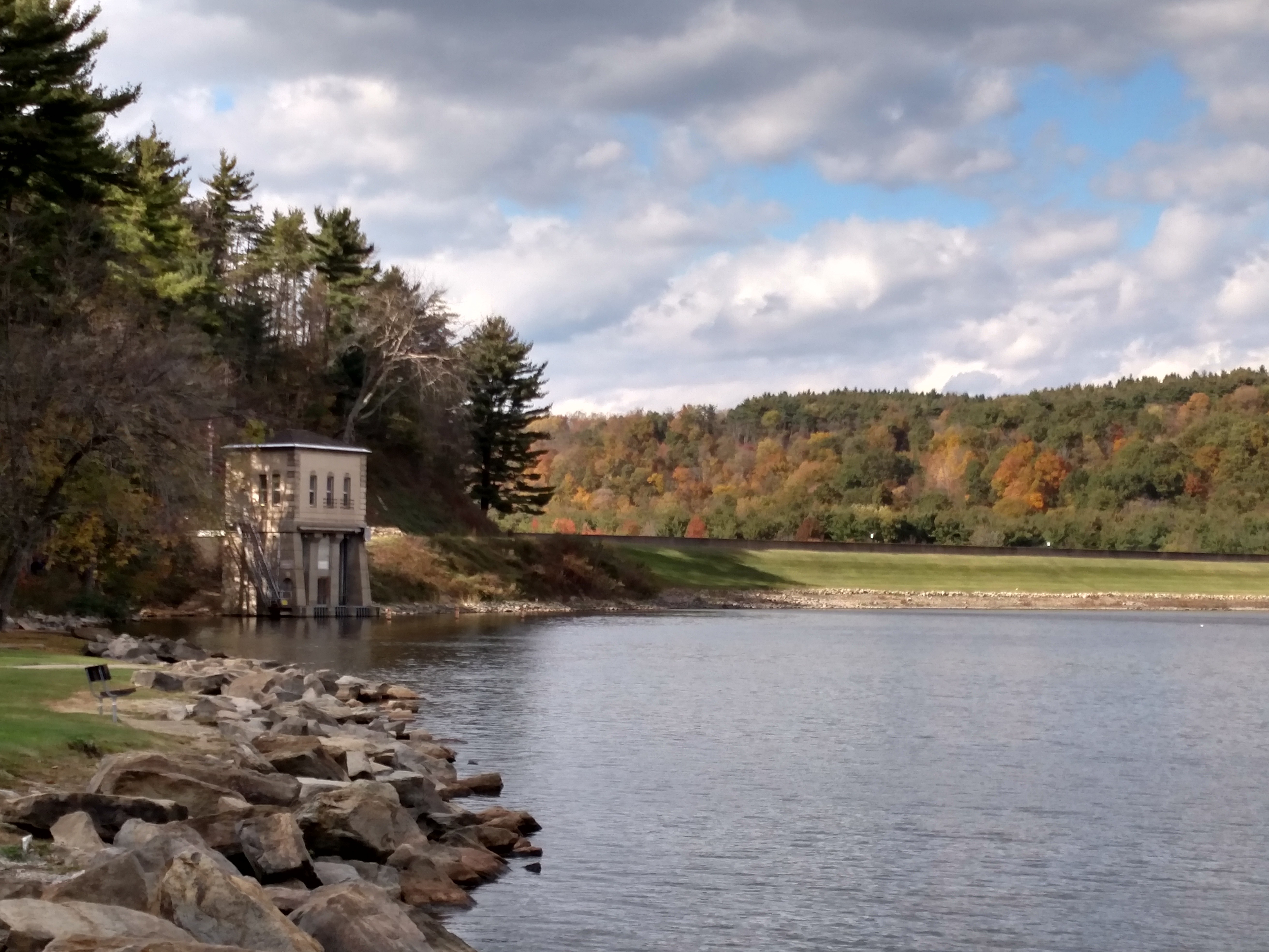 Tappan Lake > Great Lakes and Ohio River Division > Recreation