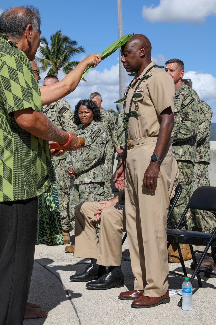 Navy Closure Task Force – Red Hill Holds Plank Owner Ceremony ...