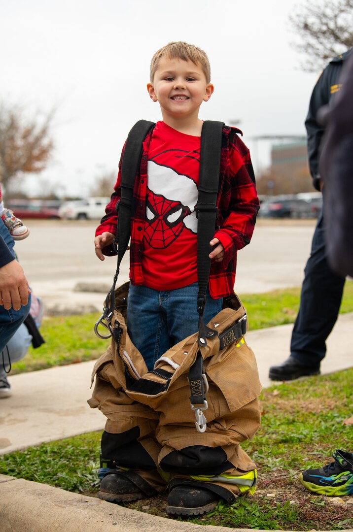 Sparky The Fire Dog Helps Children Through PCS Hardship