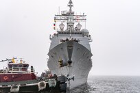 USS Leyte Gulf (CG 55) departs Naval Station Norfolk.