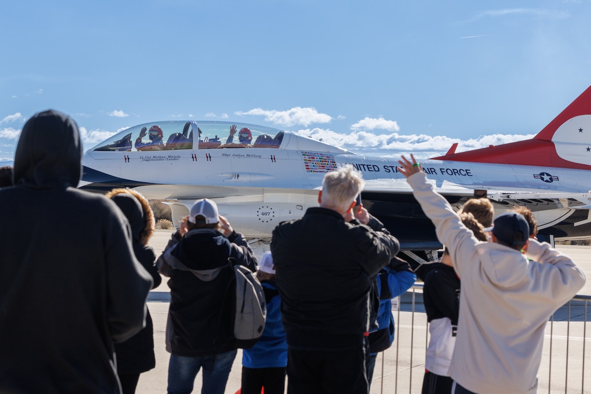 Edwards hosts F-16 50th anniversary celebration > Wright-Patterson