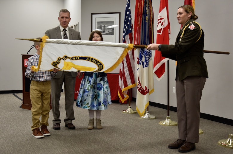 The U.S. Army Corps of Engineers, Great Lakes and Ohio River Division, inducted Regional Business Director Phil Johnson to the Senior Executive Service during a ceremony Jan. 30 at division headquarters in Cincinnati.
