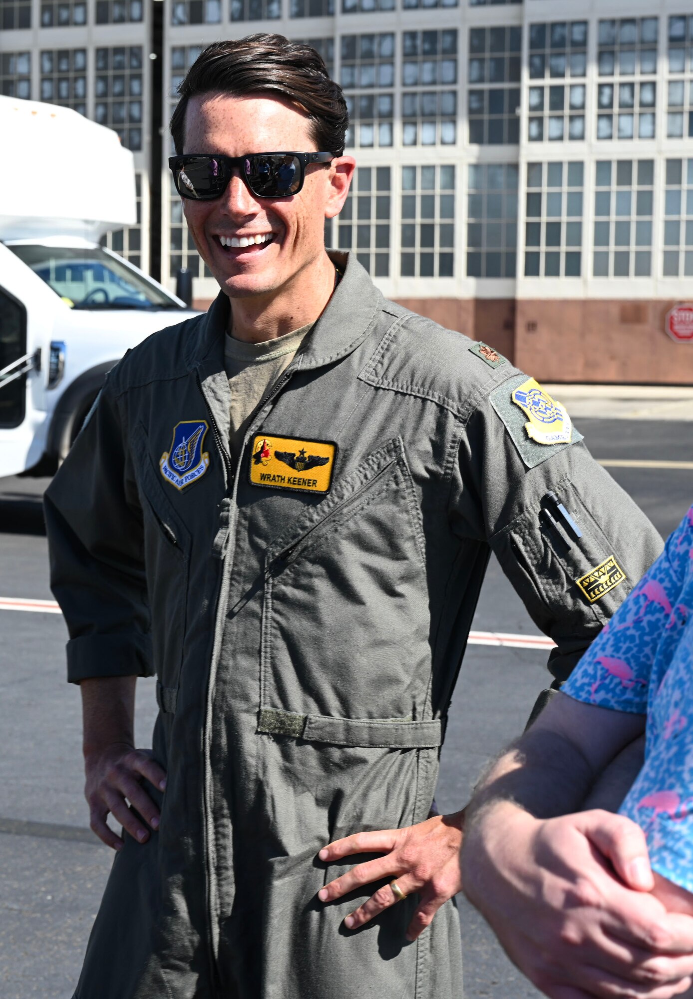 Staff delegation visits Pacific Air Forces, 15th Wing senior leaders