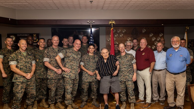 II MEF Celebrates Local WWII Veteran
