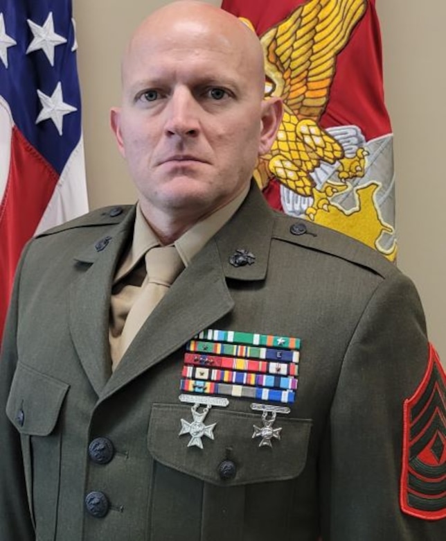 INSPECTOR - INSTRUCTOR
COMMAND SENIOR ENLISTED LEADER
