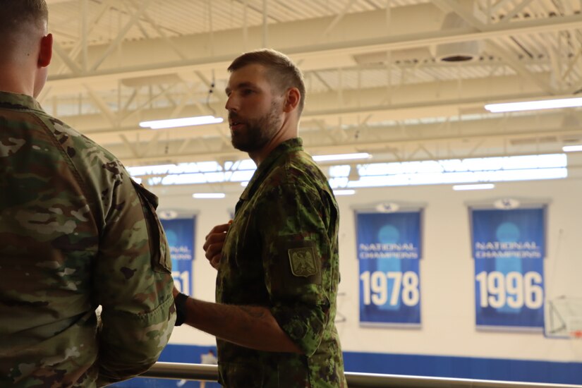 The Kentucky Wildcats hosted Lieutenant Andreas Martson, an Estonian Signal Officer training with the 2/138th through the Military Reserve Exchange Program (MREP) on June 20th, 2024. Martson and members of the 2/138th observed the Wildcats practice and met the team during Martson's cultural day. (U.S. Army National Guard Photo by Capt. Kaitlin Baudendistel)