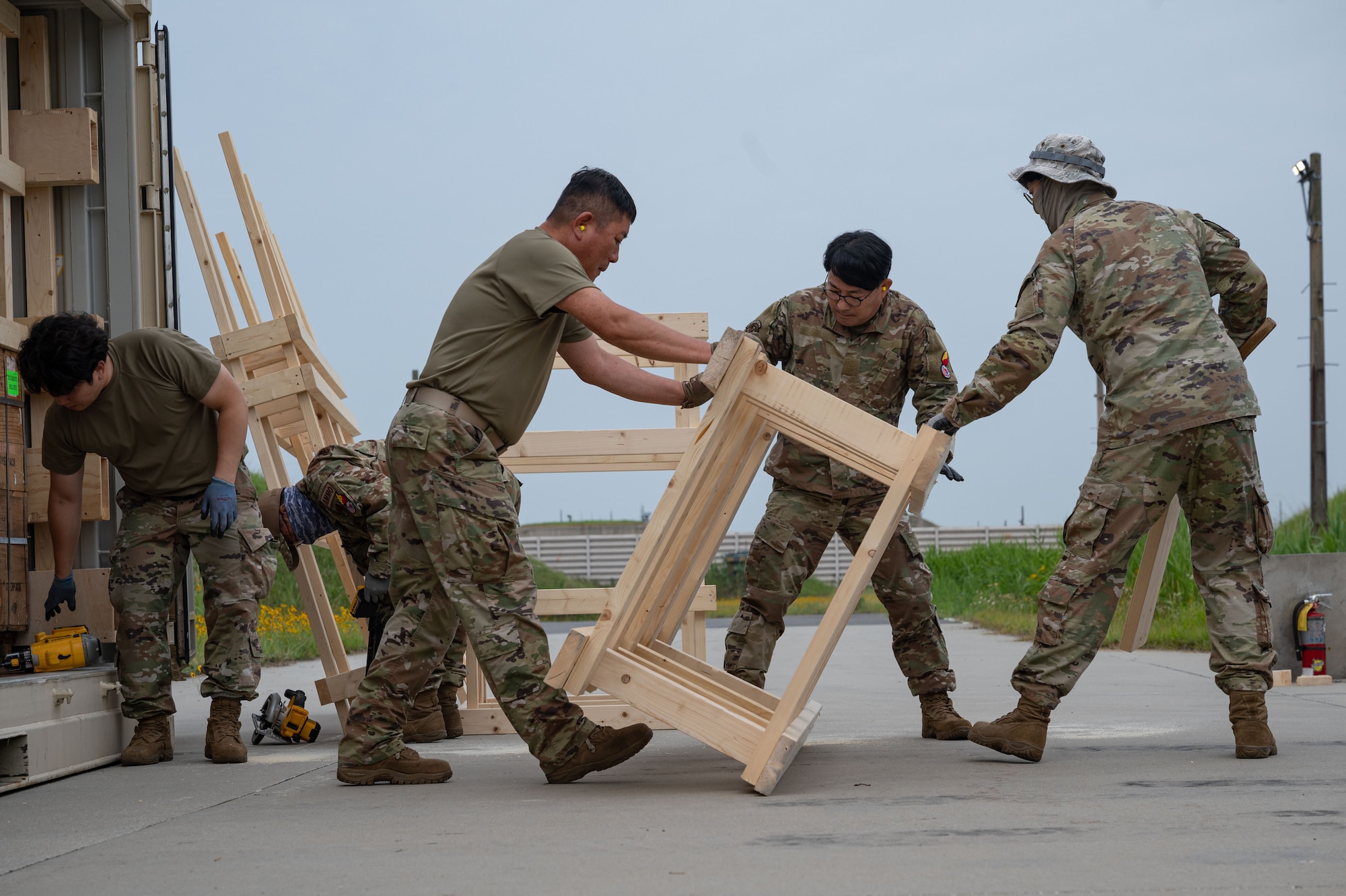 8th MXS completes one of Kunsan's largest munitions 8th MXS completes one of Kunsan's largest munitions