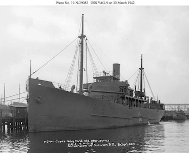 U.S. Coast Guard Cutter MUSKEGET on March 30, 1942 (Image credit: U.S. Navy)