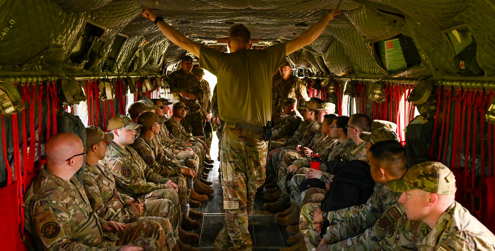 Chinook transporting personnel during BUMBU FORGE 2024