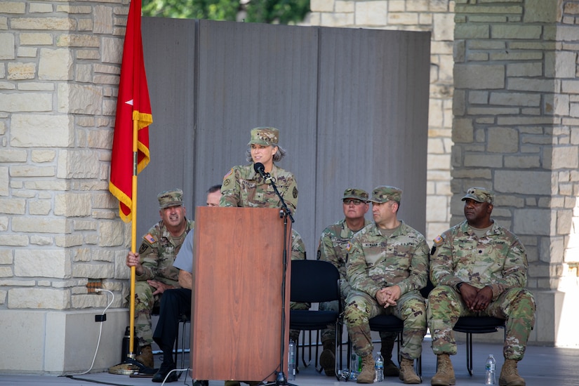 450th Movement Control Battalion receives sendoff