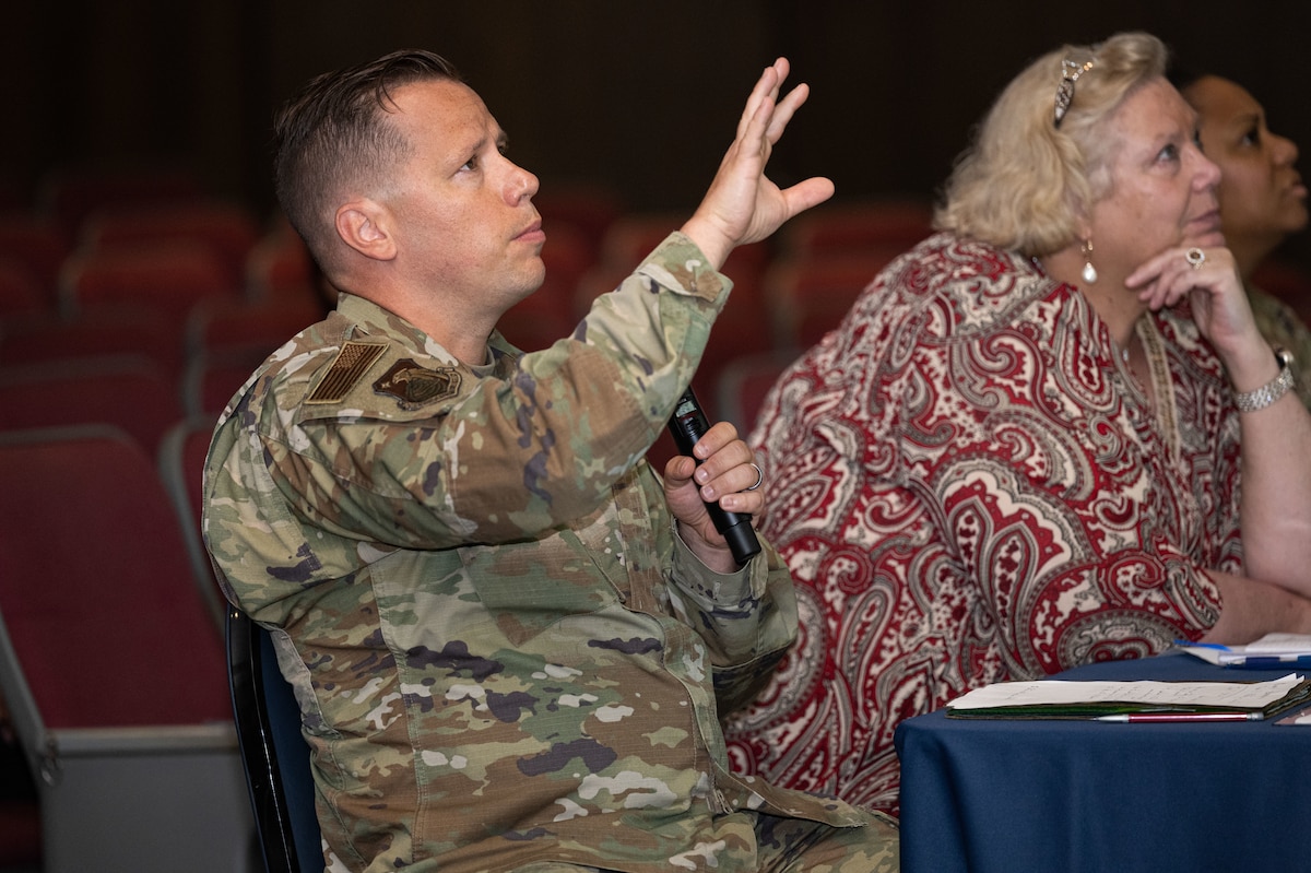 Chief Master Sgt. Martin Foster, 73rd Intelligence Surveillance and Reconnaissance Squadron senior enlisted leader, asks a question June 27, 2024, during the LEADership Wright-Patt program event at the National Museum of the U.S. Air Force, Wright-Patterson Air Force Base, Ohio.