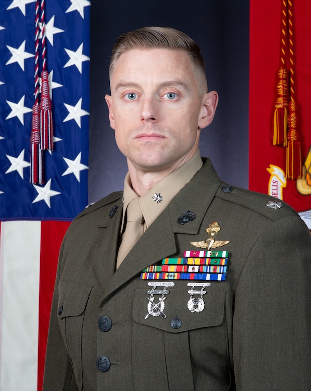 LtCol Leslie Harkness Bio Pic