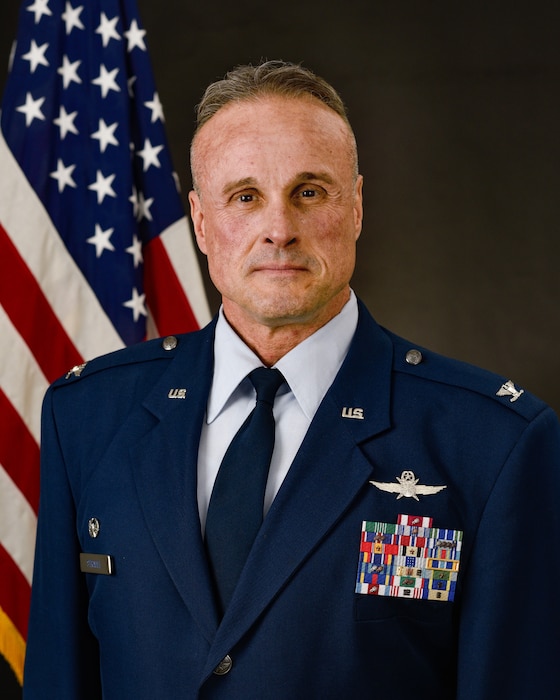 Colonel Shawn Strahle Official Photo
