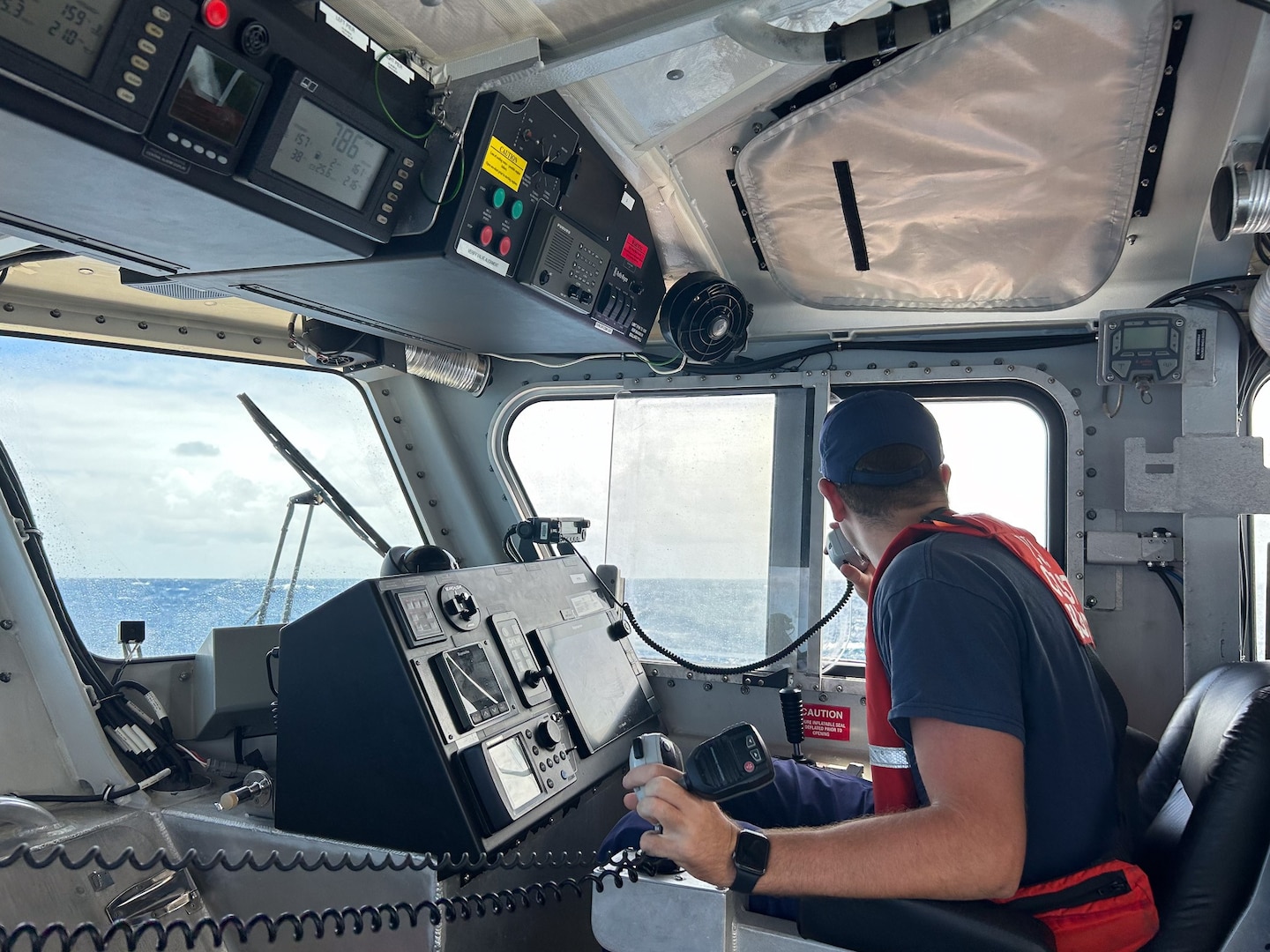 Coast Guard Suspends search for 2 after helicopter crash near Na Pali Coast