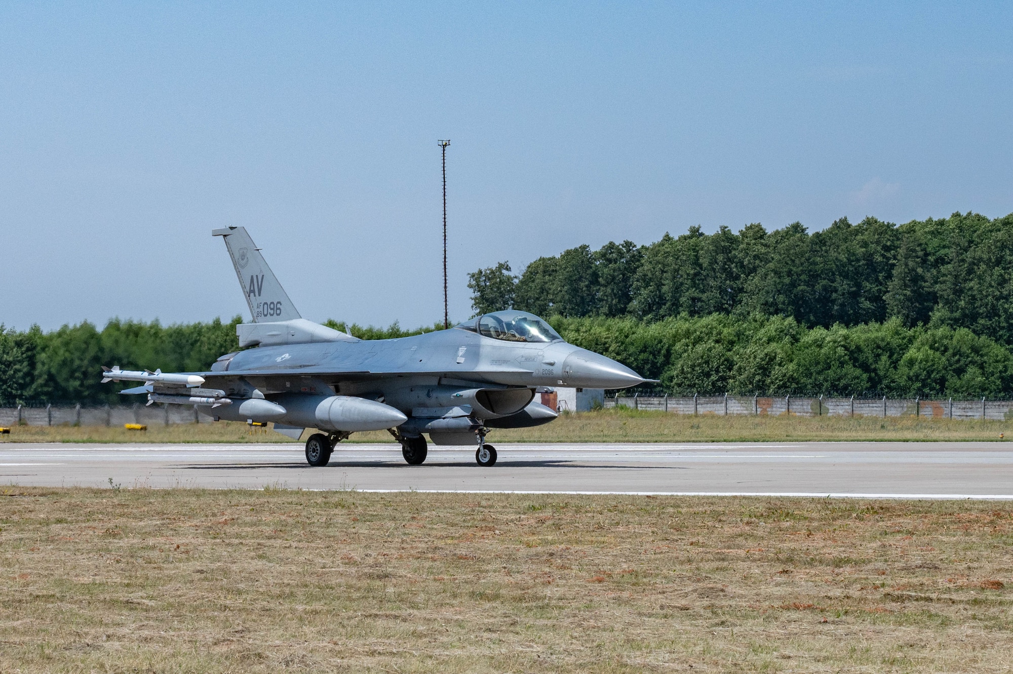 F-16 Fighting Falcon arrives at Malacky Air Base