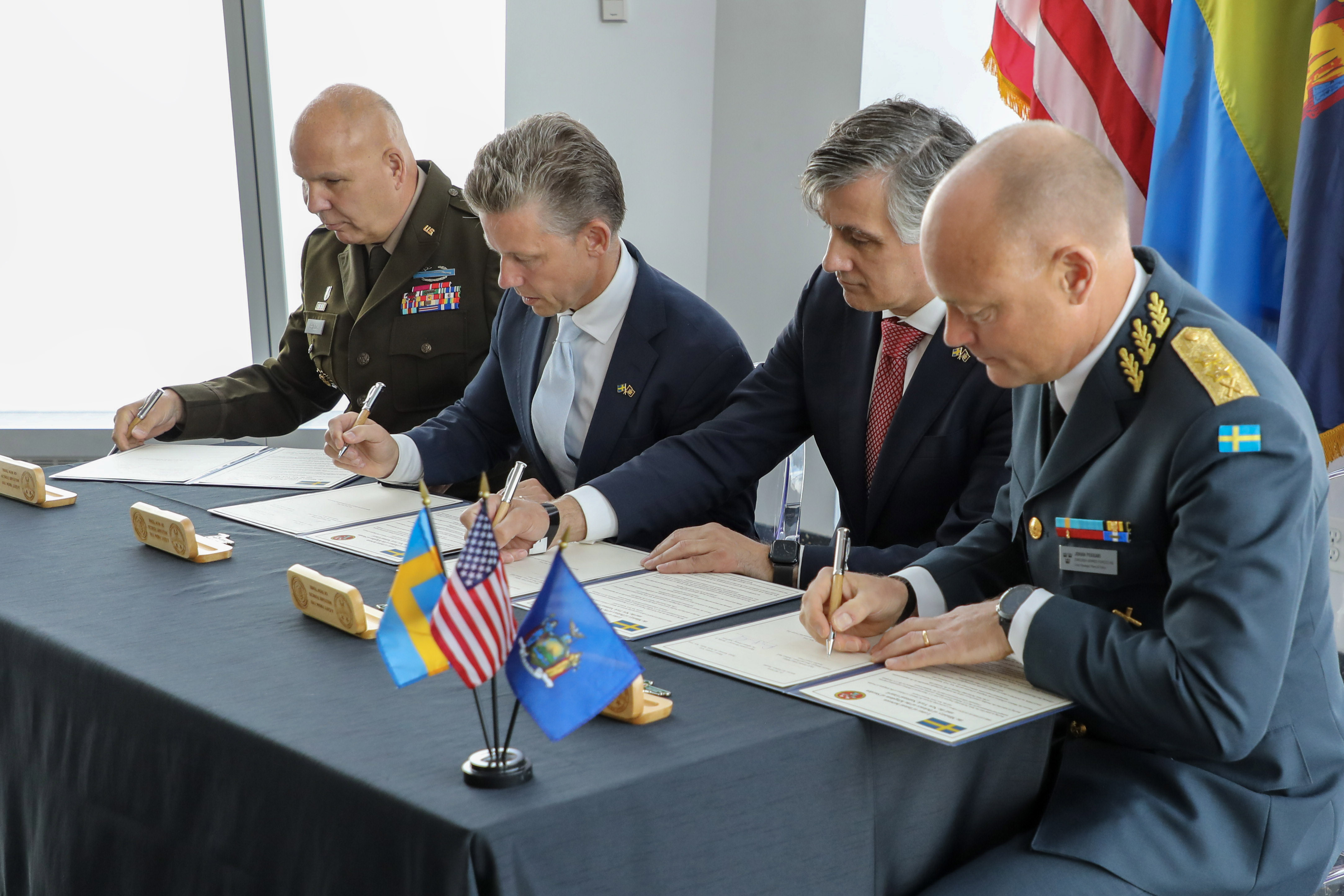 New York National Guard Enters State Partnership with Sweden > Air