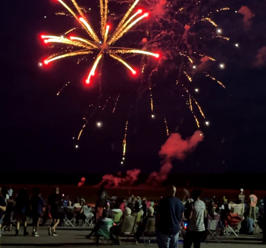 Fireworks return to Fort Barfoot after 18 years