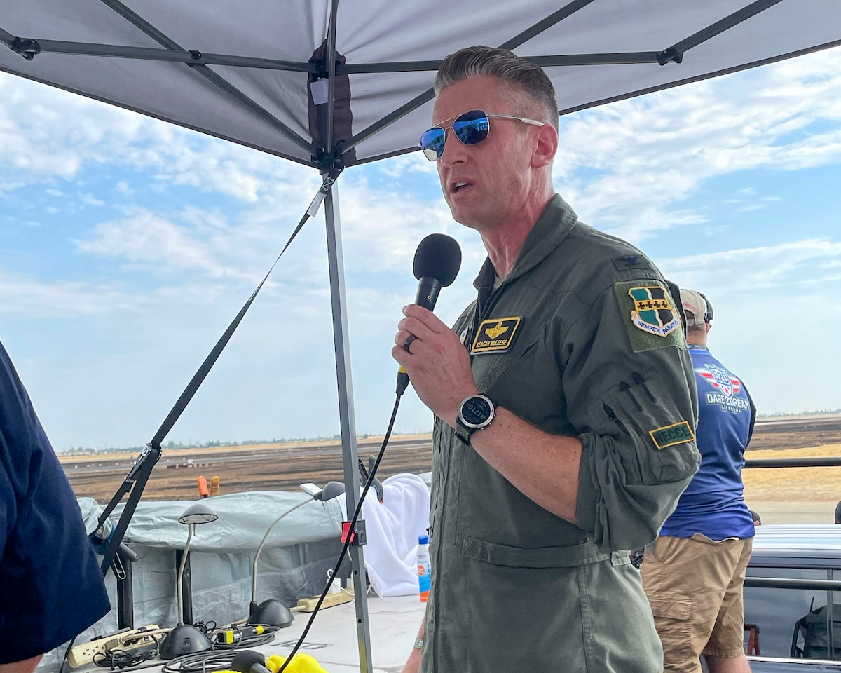 U.S. Air Force Col. Keagan L. McLeese, 9th Reconnaissance Wing commander, introduces the U-2 Dragon Lady during the 18th annual California Capital Airshow, at Mather Airport, California, July 13, 2024.