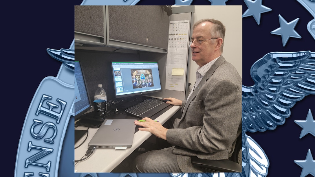 Dr. David Harris contributes to SIG projects in support of director-level briefings and other engagement events.