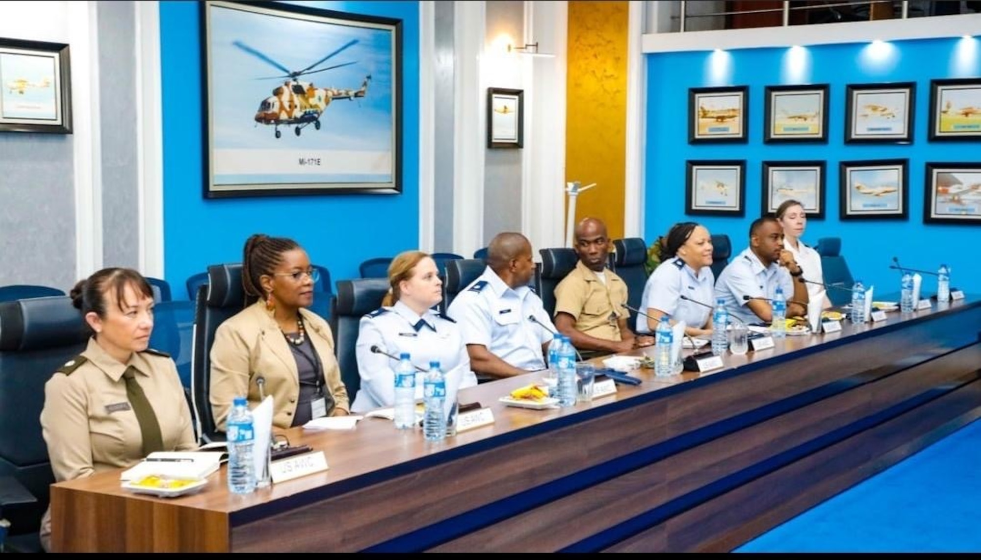 people receive a briefing