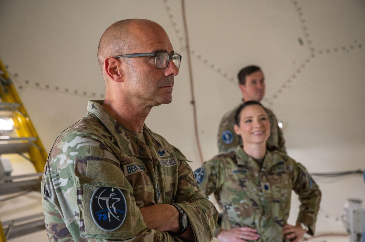 73rd ISRS, Detachment 4 commander and Chief Master Sgt. of the Space Force discuss the mission of the detachment during a visit