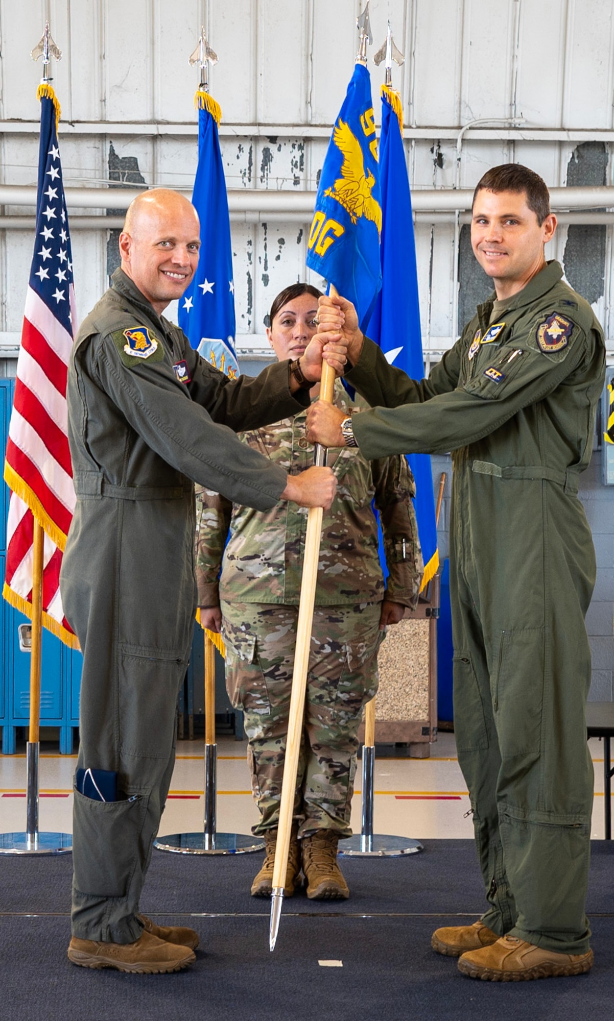 96th Operatoins Group Cahnge of Comand