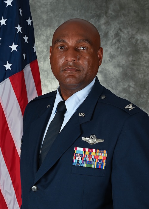 This is the official photo for U.S. Air Force Col. Larry Fenner.