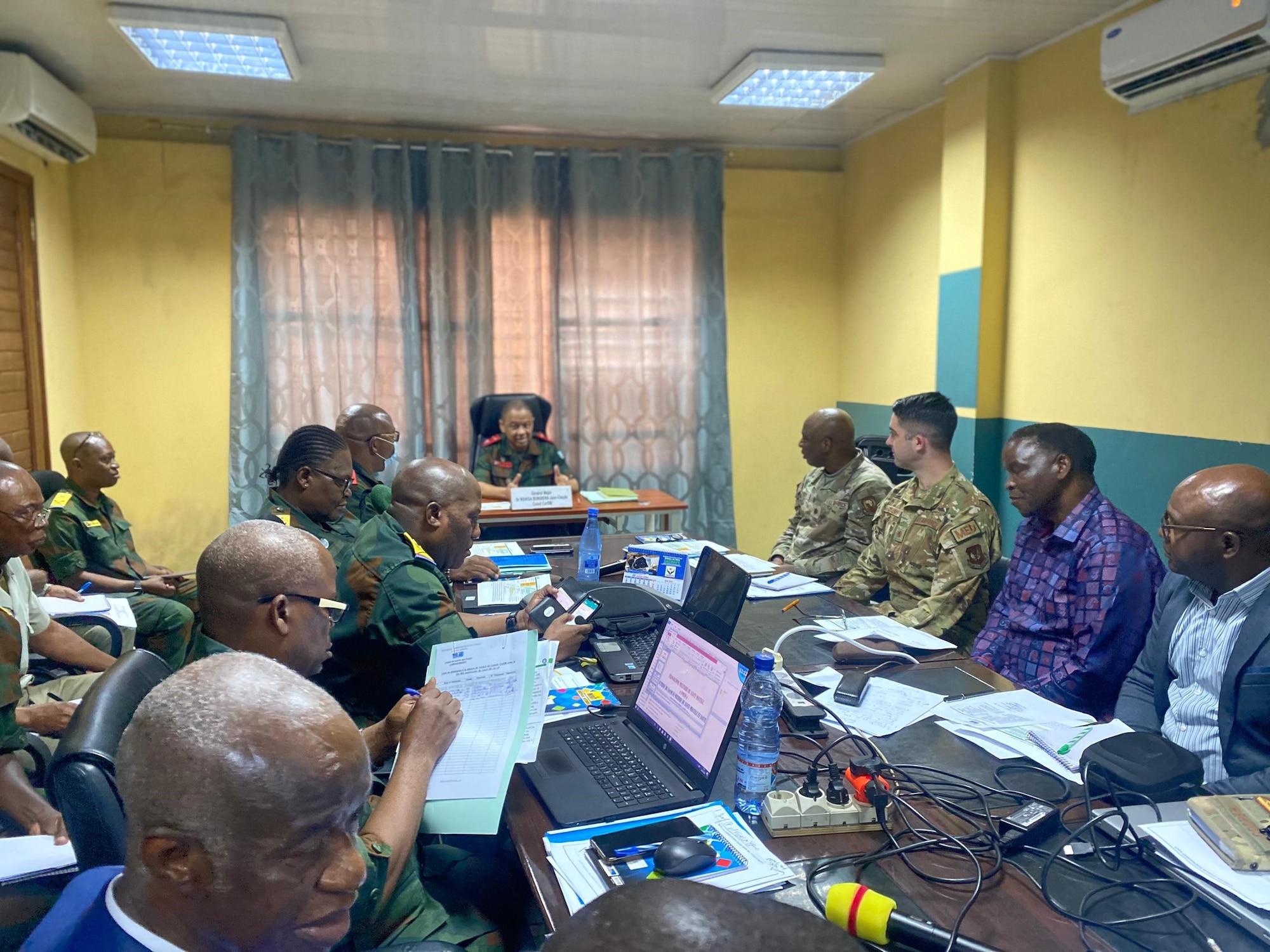 The assessment, held from 8-12 July in DRC and 15-19 July in ROC respectively, aimed to provide clarity on the current capabilities of both countries in relation to mental health and to develop a strategic plan for advancing their mental health programs.