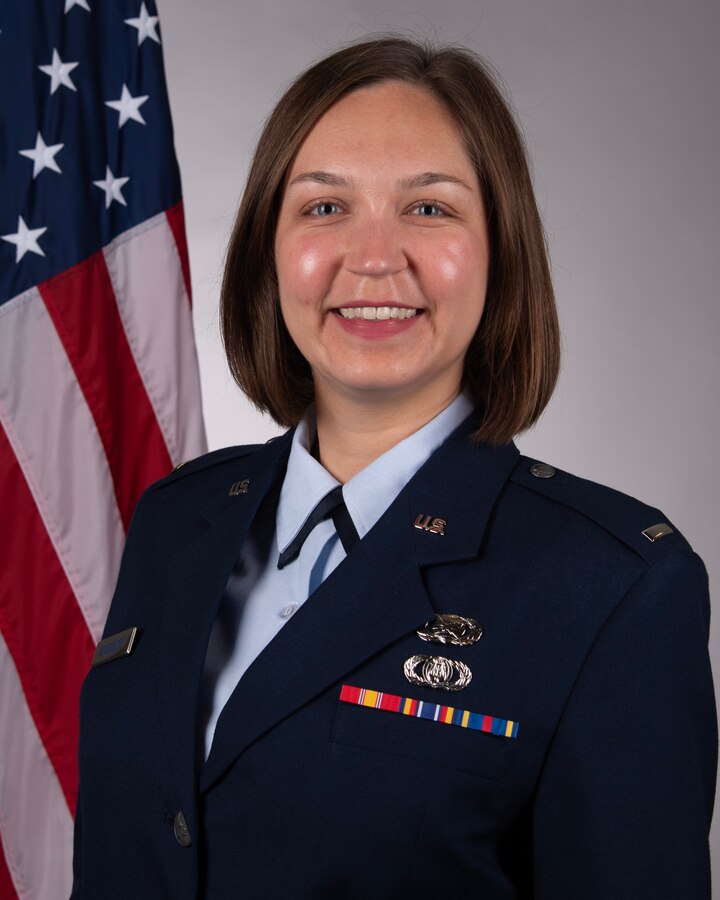 1st Lt Dorian Neuendorf Official Service Dress Photo