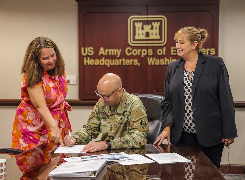 USACE commander signs Chief's report for Puerto Rico Coastal Storm Risk Management Study Project