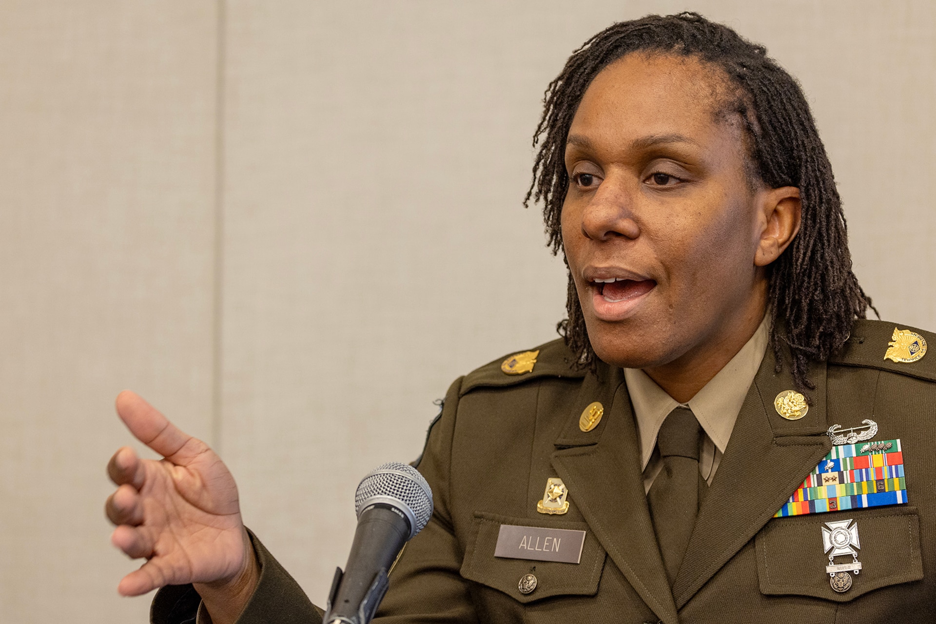 Command Sgt. Maj. Joy L. Allen, U.S. Army Financial Management Command senior enlisted advisor, talks about professional development during the Society of Defense Financial Management’s Profession Development Institute in Phoenix May 29, 2024. The PDI was a chance for the Army’s finance and comptroller organizations to come together, share best practices, solve shared problems, and professionally develop Soldiers and Army civilian employees. (U.S. Army photo by Mark R. W. Orders-Woempner)
