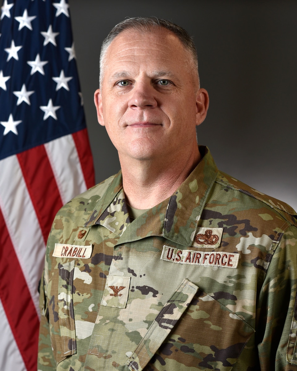 Official photo of Col. Casey Crabill