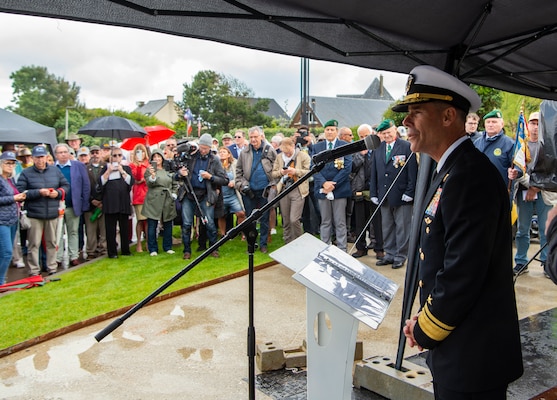 Naval Special Warfare Dedicates Normandy NCDU, S&R Monument Park