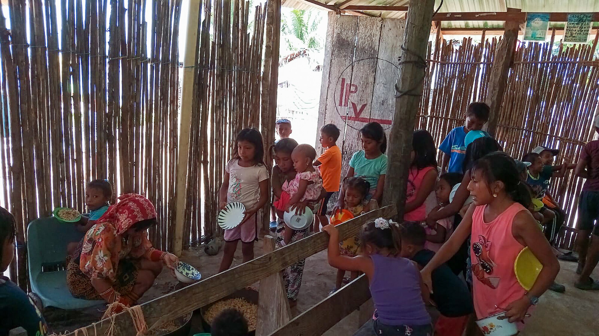 children in line for food