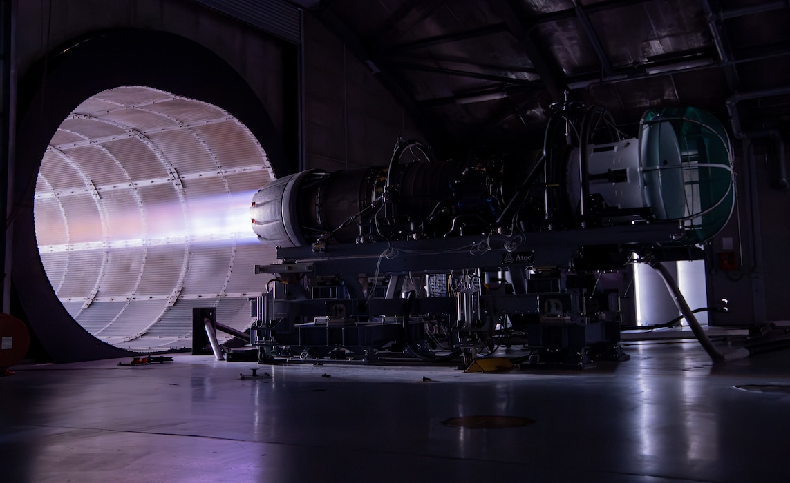 Aerospace propulsion technicians from the 149th Fighter Wing test an F-16 jet engine