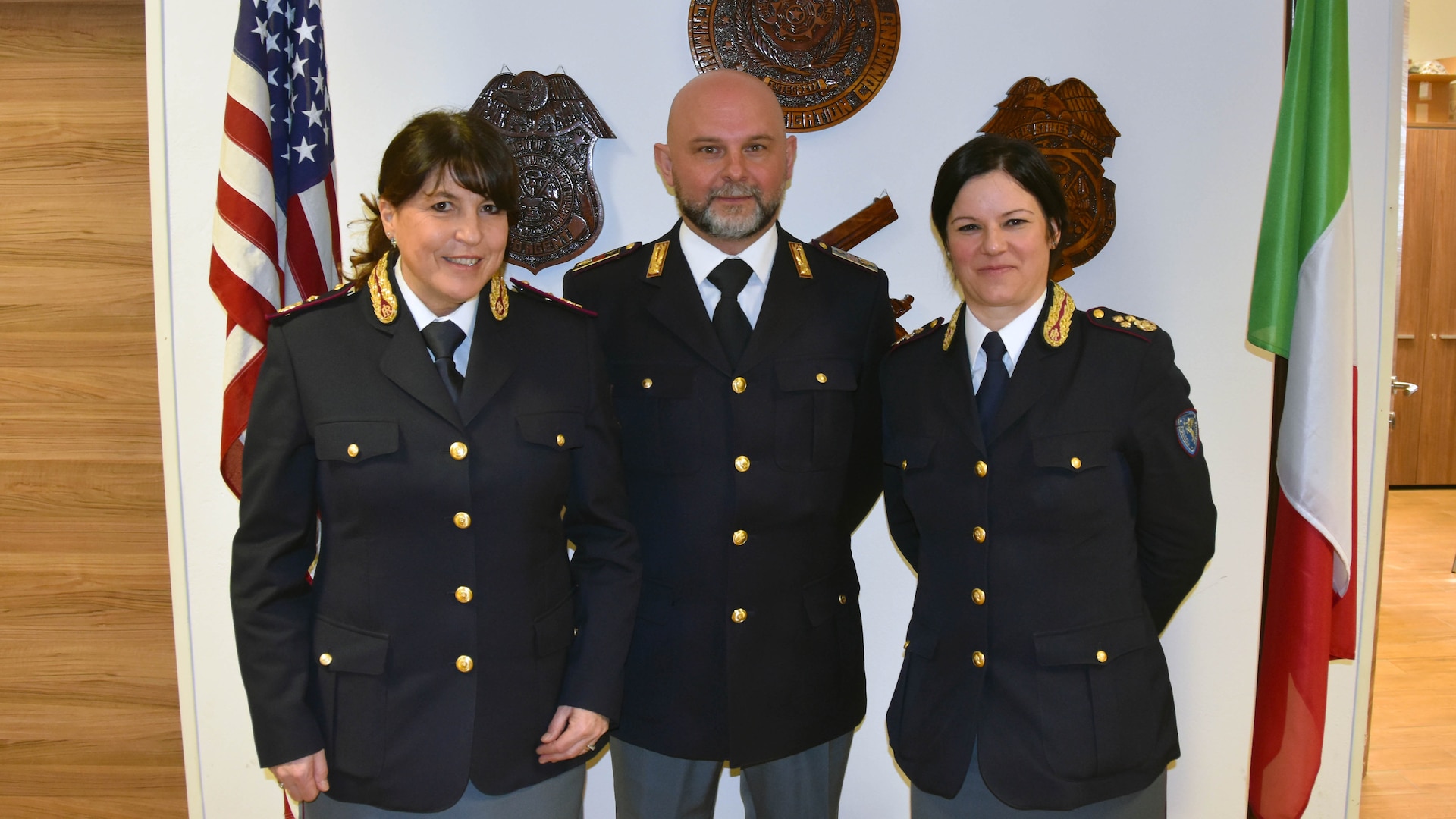 Army CID Vicenza Resident Agency and Vicenza Traffic Police Recognize International Partnership