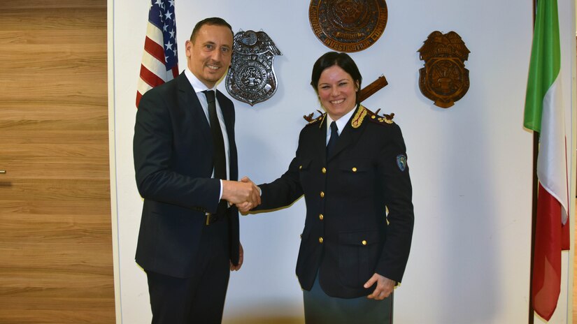 Army CID Vicenza Resident Agency and Vicenza Traffic Police Recognize International Partnership